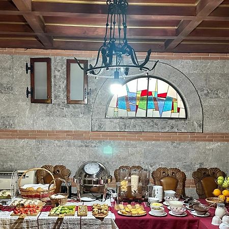 Brilant Antik Hotel 티라나 외부 사진