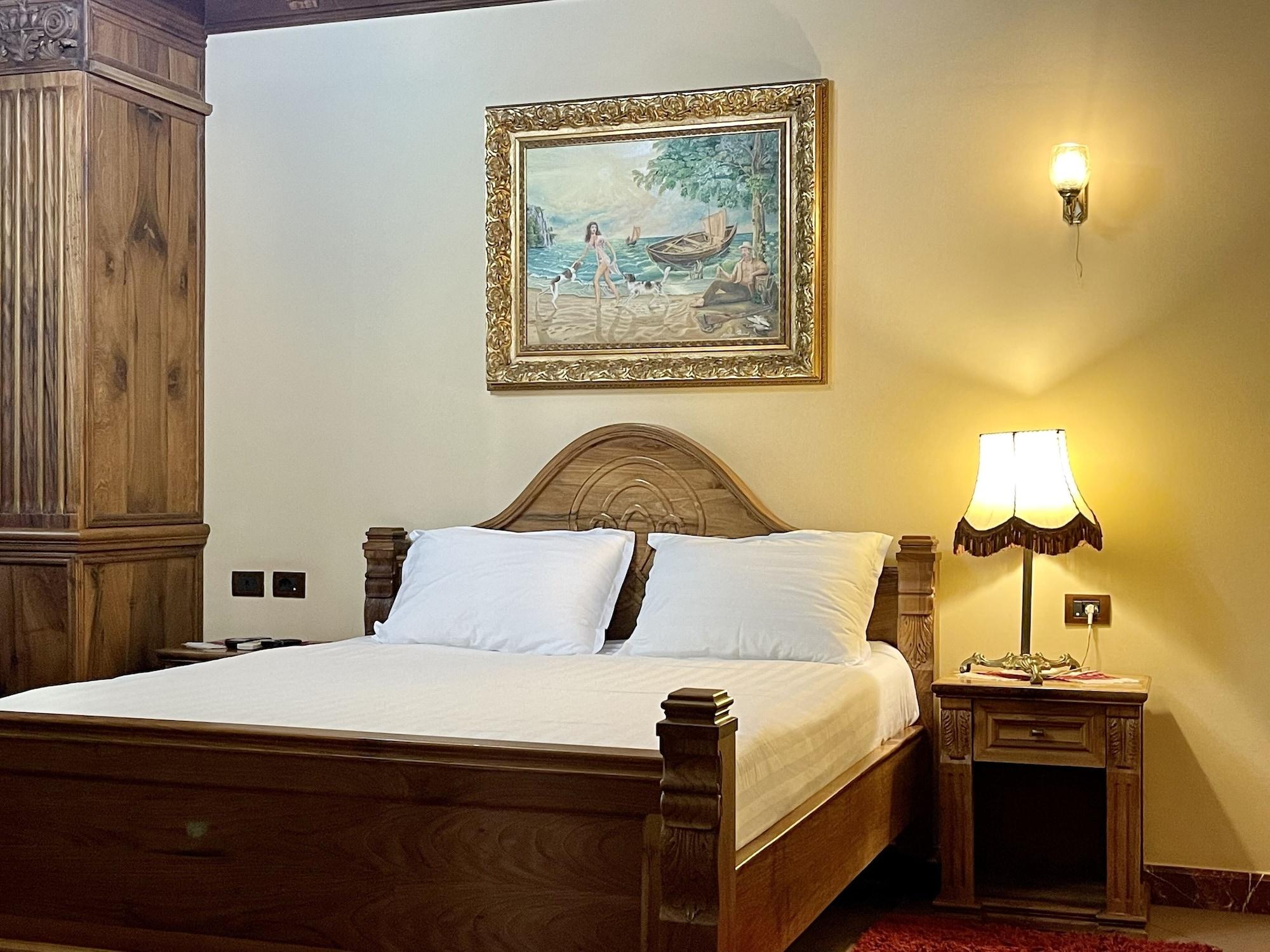 Brilant Antik Hotel 티라나 외부 사진