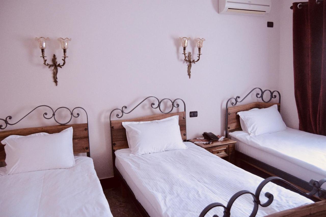 Brilant Antik Hotel 티라나 외부 사진
