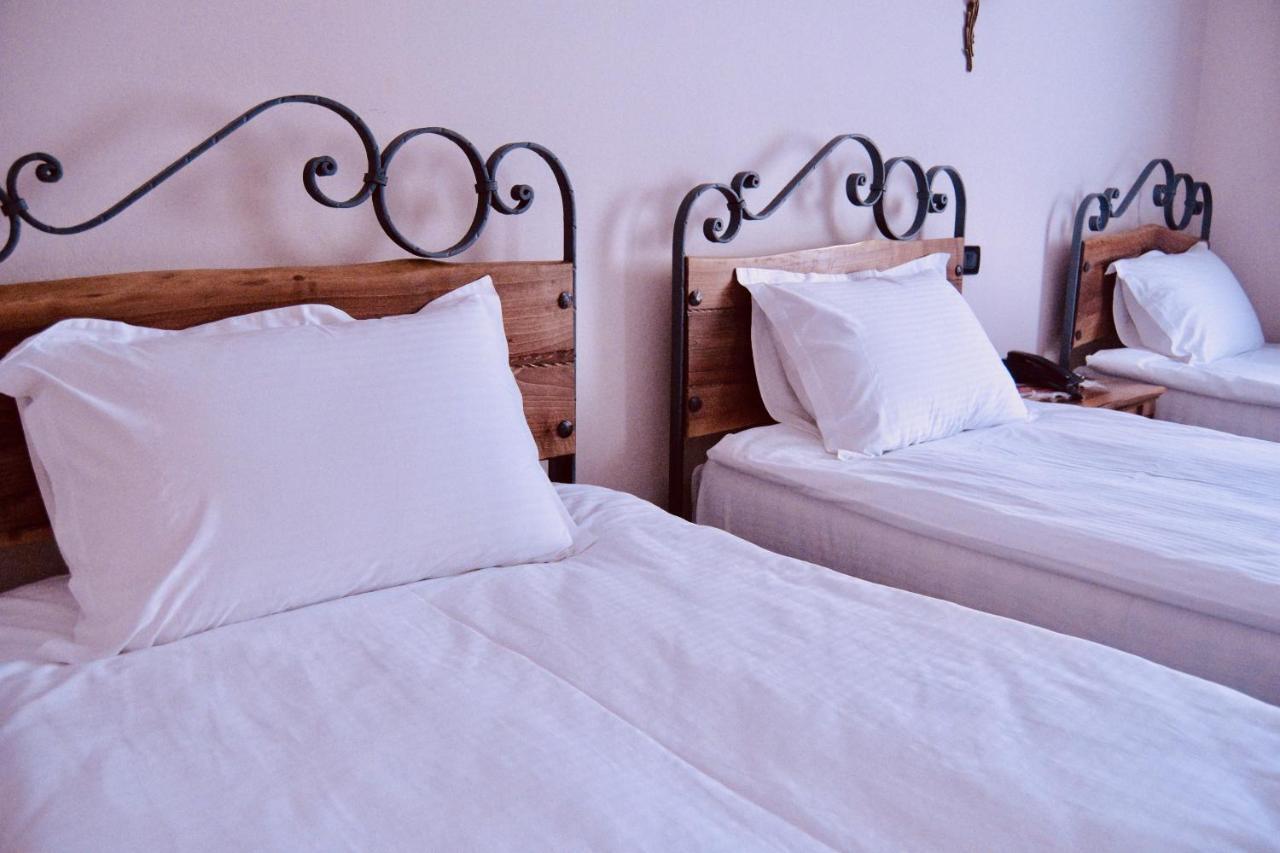 Brilant Antik Hotel 티라나 외부 사진